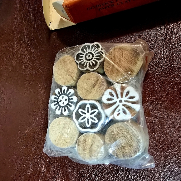 Royal Kraft Block Printing Stamps - Picture 3 of 4